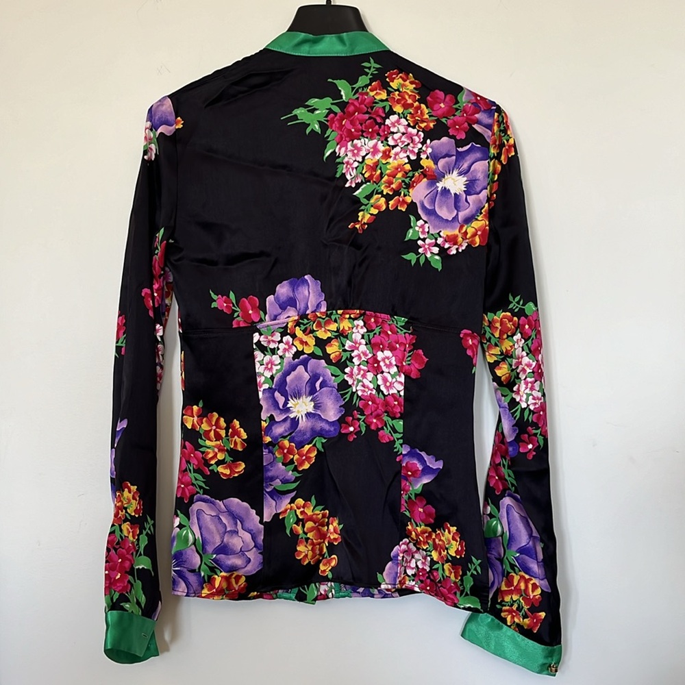 D&G blouse - Picture 2 of 8